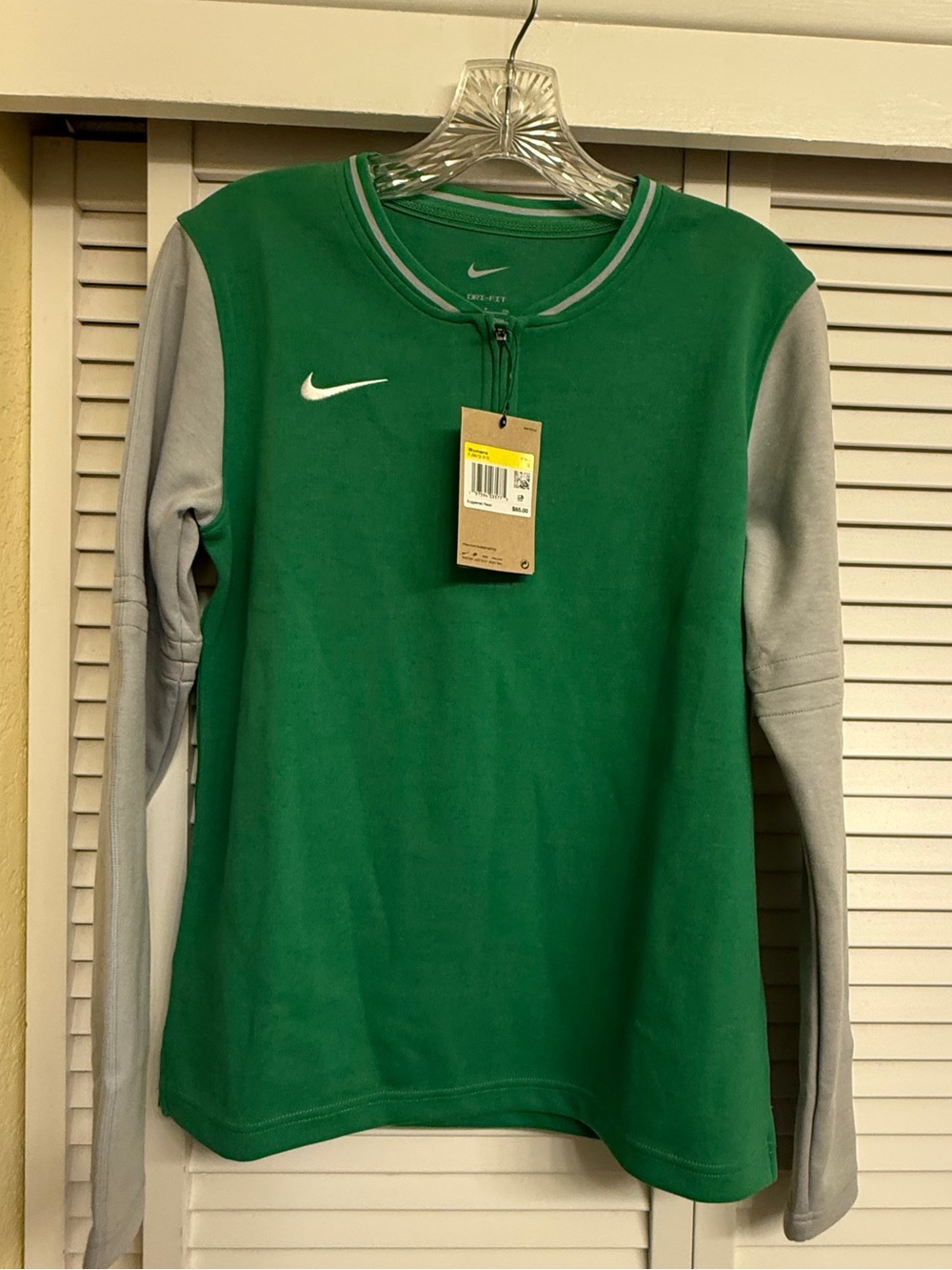 Nike Green Long-Sleeve Sweatshirt Top with Gray Sleeves Dri-fit Women’s Sz S